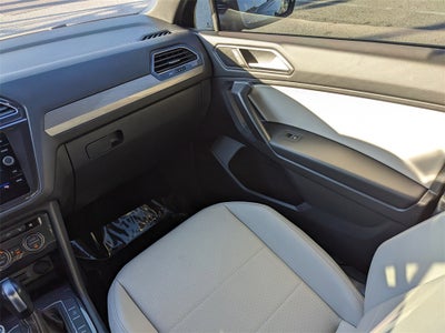 2021 Volkswagen Tiguan 2.0T SE R-Line Black