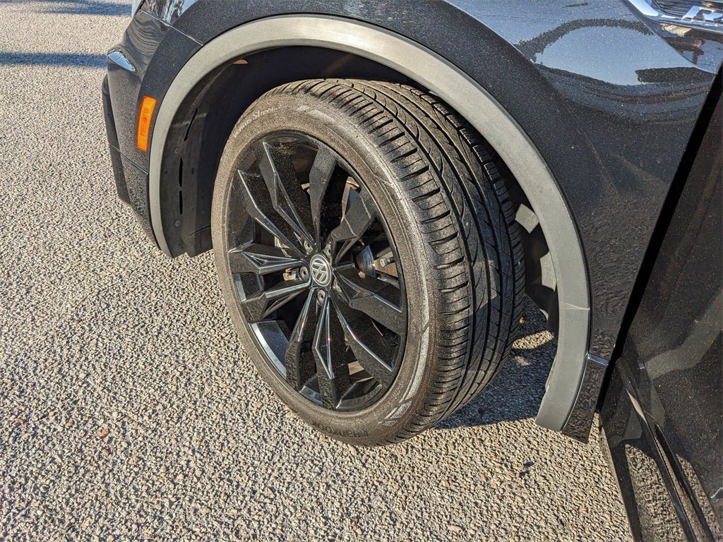 2021 Volkswagen Tiguan 2.0T SE R-Line Black