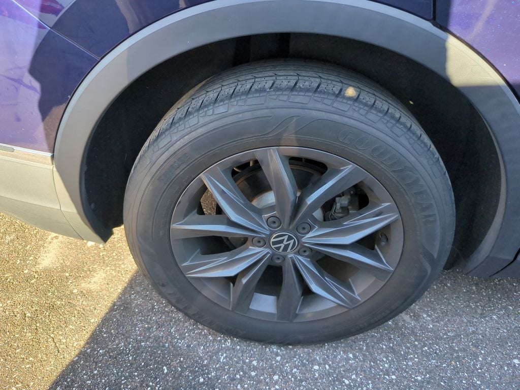 2023 Volkswagen Tiguan 2.0T SE