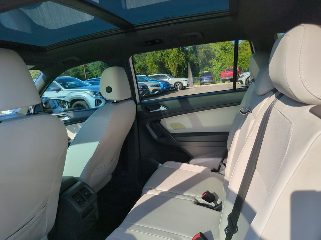 2021 Volkswagen Tiguan 2.0T SE R-Line Black