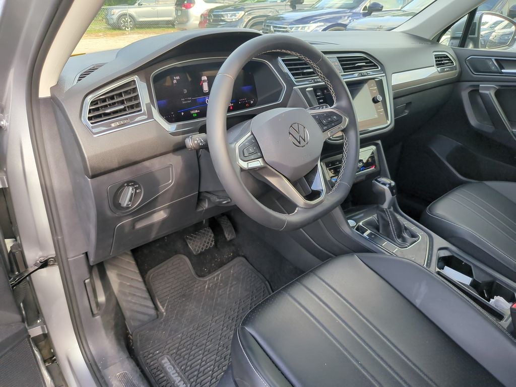 2024 Volkswagen Tiguan 2.0T SE