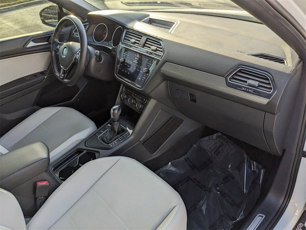 2020 Volkswagen Tiguan 2.0T SE R-Line Black