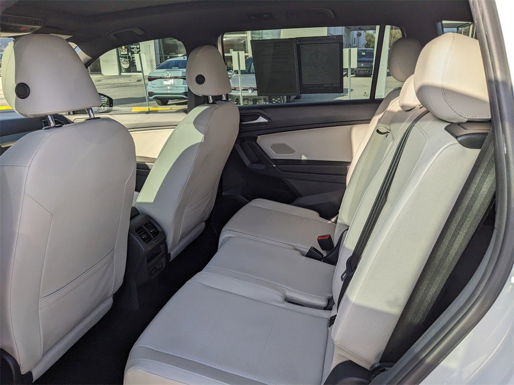 2020 Volkswagen Tiguan 2.0T SE R-Line Black