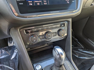 2020 Volkswagen Tiguan 2.0T SE R-Line Black
