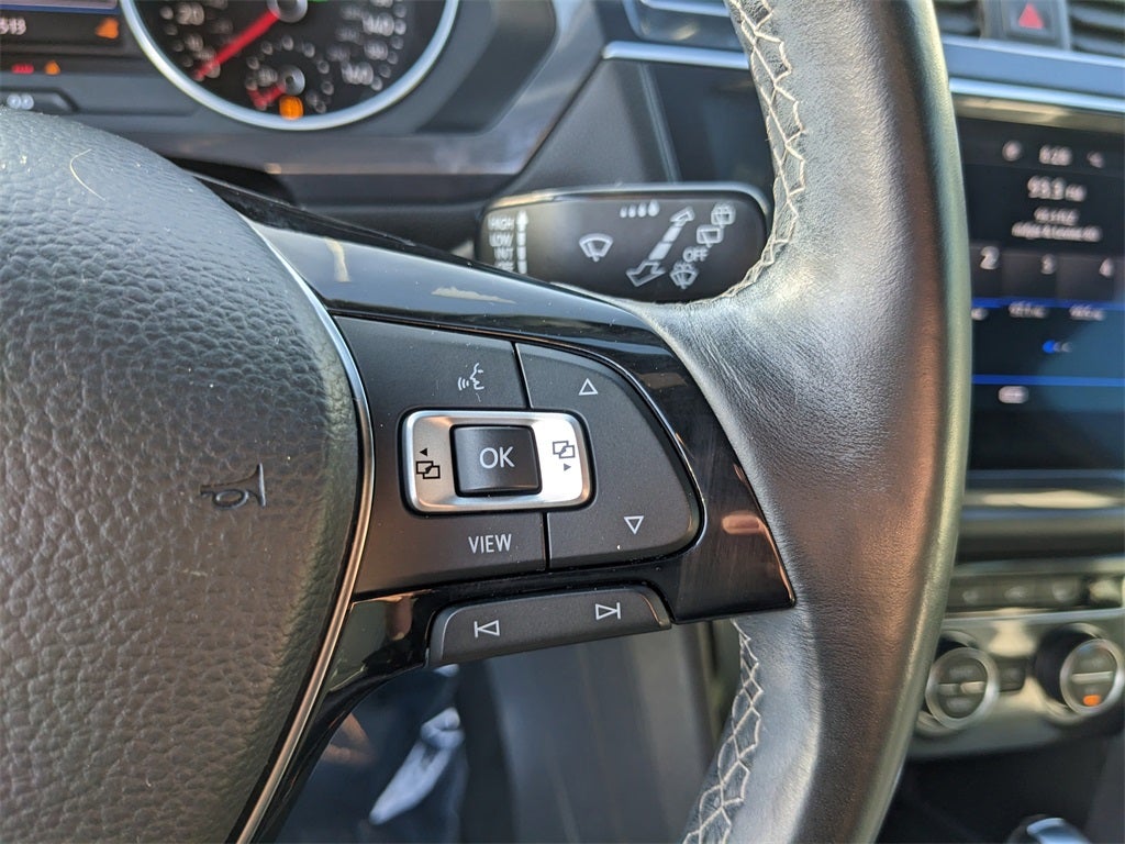 2020 Volkswagen Tiguan 2.0T SE R-Line Black