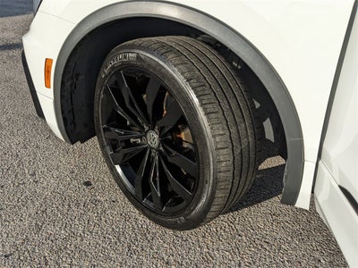 2020 Volkswagen Tiguan 2.0T SE R-Line Black
