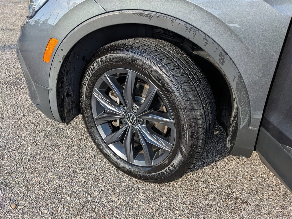 2023 Volkswagen Tiguan 2.0T SE