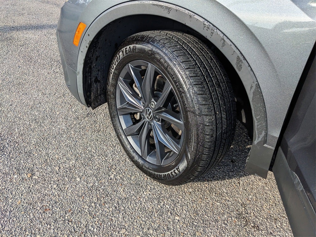 2023 Volkswagen Tiguan 2.0T SE