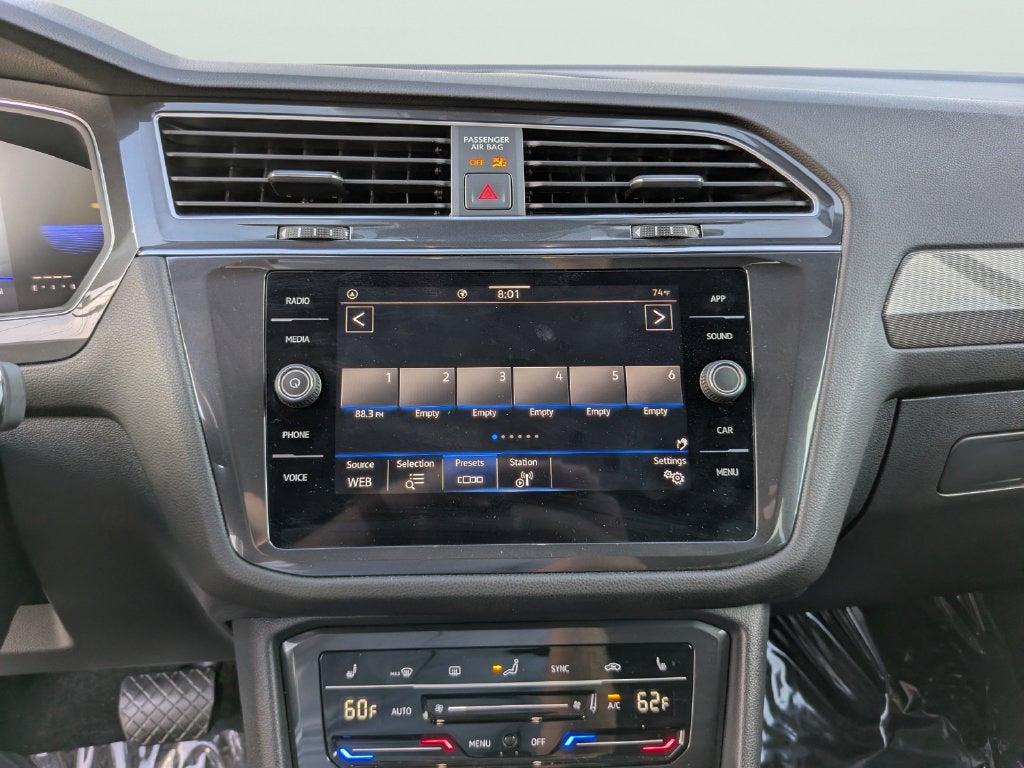 2023 Volkswagen Tiguan 2.0T SE
