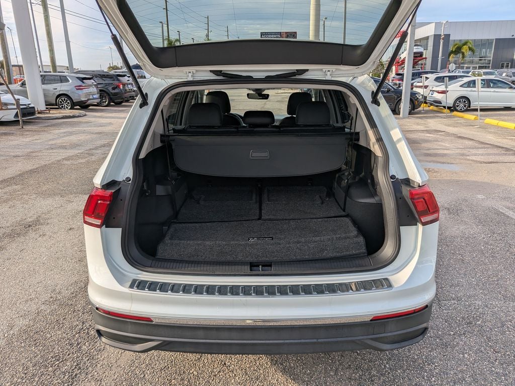2023 Volkswagen Tiguan 2.0T SE