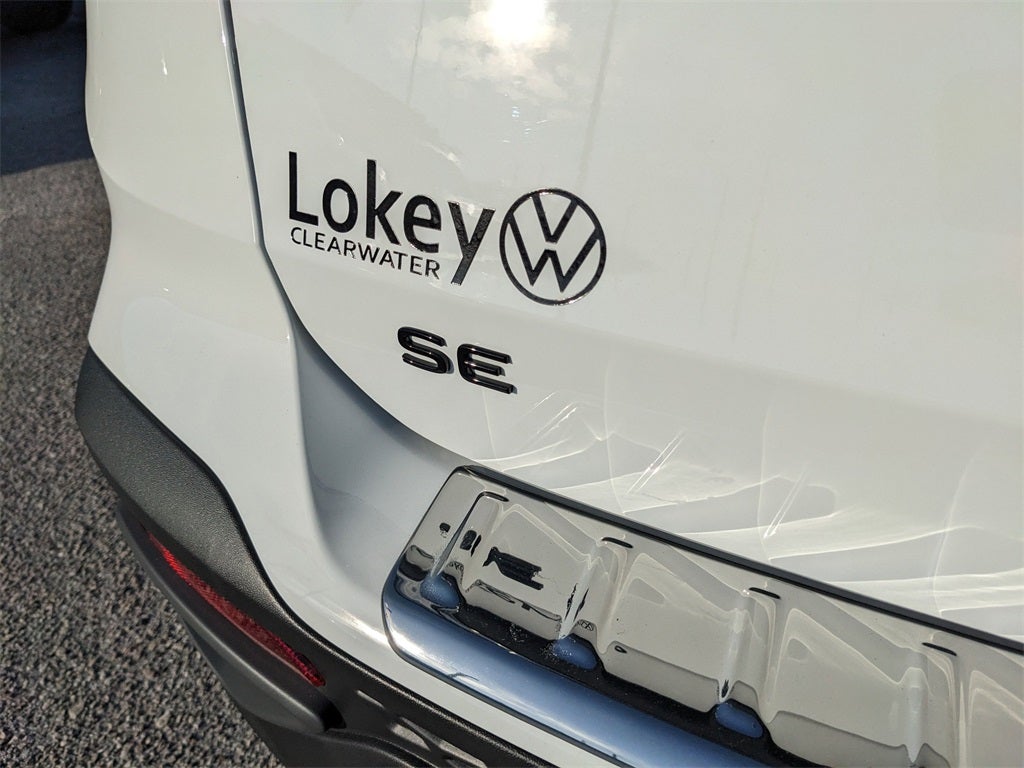 2026 Volkswagen Taos 1.5T SE Black