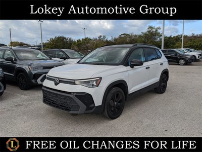 2025 Volkswagen Taos 1.5T SE Black