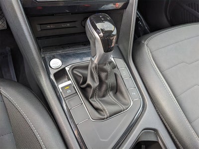 2025 Volkswagen Taos 1.5T SE Black