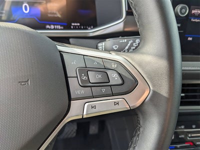 2025 Volkswagen Taos 1.5T SE Black