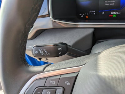 2025 Volkswagen Taos 1.5T SE Black