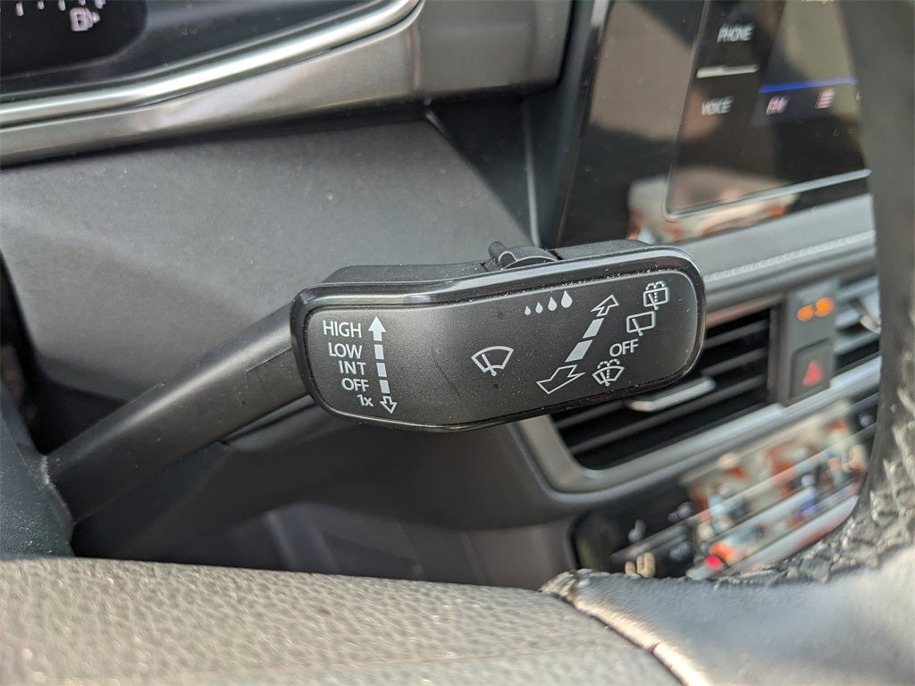 2025 Volkswagen Taos 1.5T SE Black