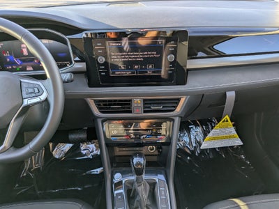 2027 Volkswagen Taos 1.5T SE Black