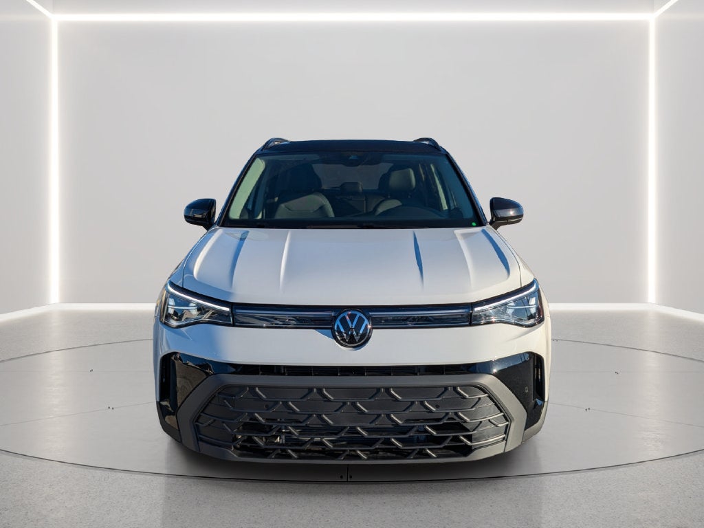 2027 Volkswagen Taos 1.5T SE Black