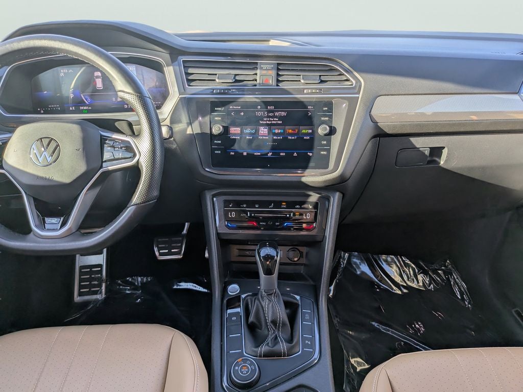 2024 Volkswagen Tiguan 2.0T SE R-Line Black