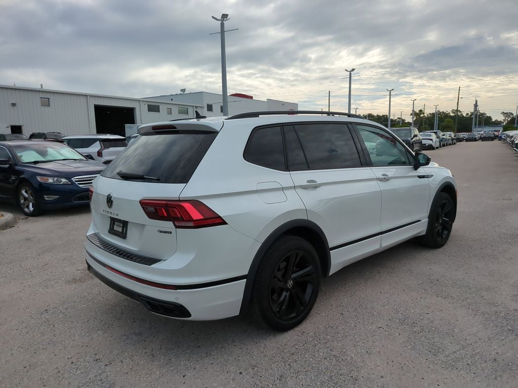 2024 Volkswagen Tiguan 2.0T SE R-Line Black