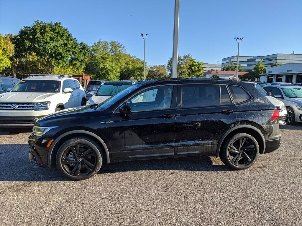 2023 Volkswagen Tiguan 2.0T SE R-Line Black