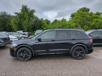 2023 Volkswagen Tiguan 2.0T SE R-Line Black