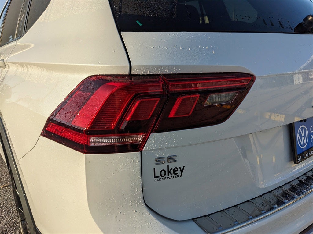 2023 Volkswagen Tiguan 2.0T SE R-Line Black
