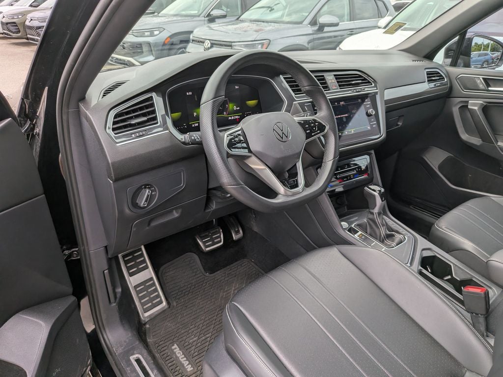 2023 Volkswagen Tiguan 2.0T SE R-Line Black