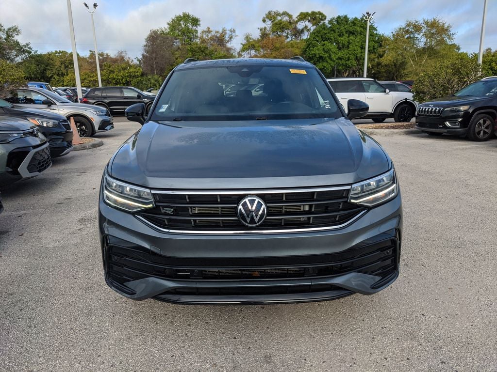 2022 Volkswagen Tiguan 2.0T SE R-Line Black