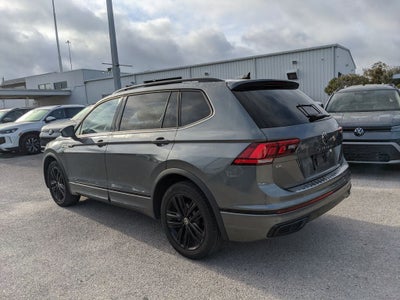2022 Volkswagen Tiguan 2.0T SE R-Line Black