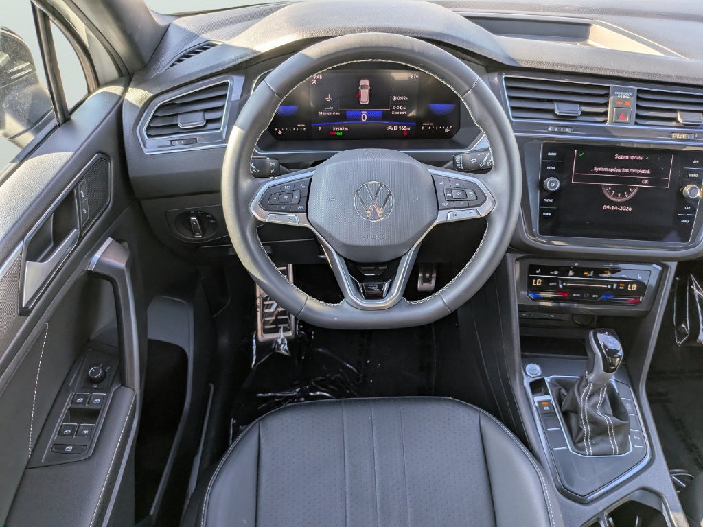 2023 Volkswagen Tiguan 2.0T SE R-Line Black