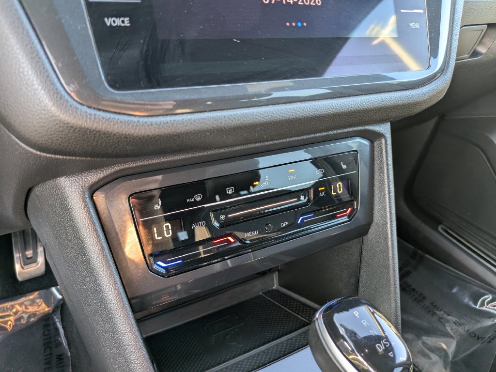 2023 Volkswagen Tiguan 2.0T SE R-Line Black