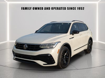 2023 Volkswagen Tiguan 2.0T SE R-Line Black