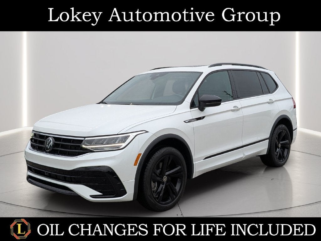 2024 Volkswagen Tiguan 2.0T SE R-Line Black