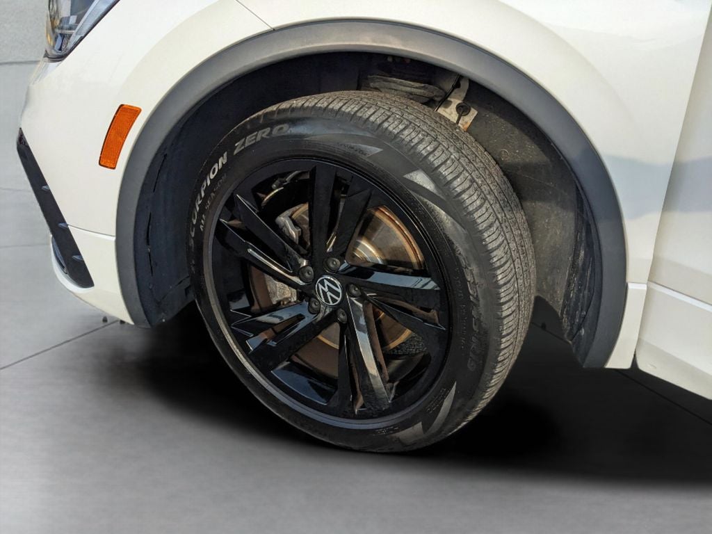 2023 Volkswagen Tiguan 2.0T SE R-Line Black