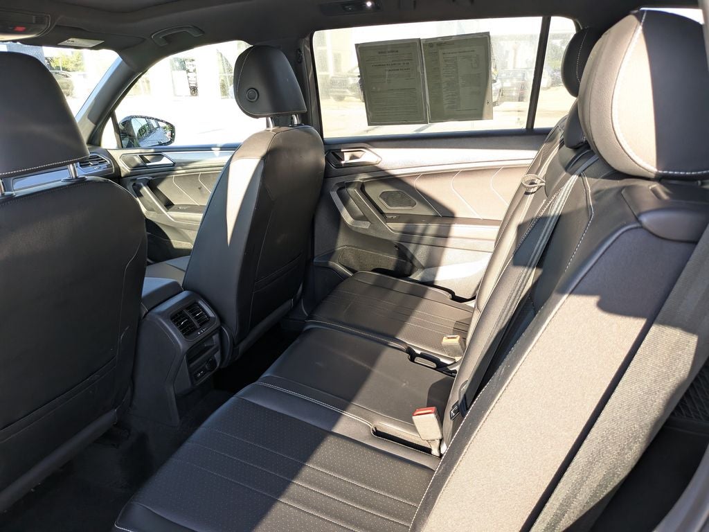 2023 Volkswagen Tiguan 2.0T SE R-Line Black