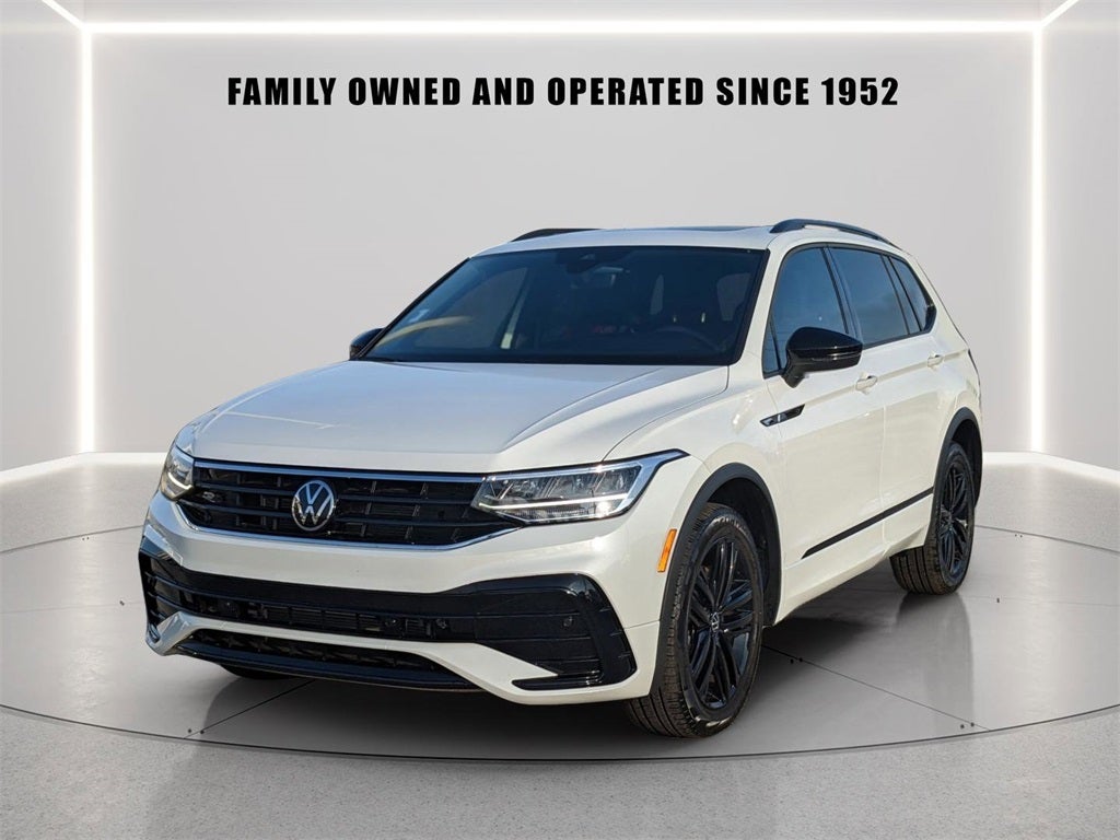 2022 Volkswagen Tiguan 2.0T SE R-Line Black