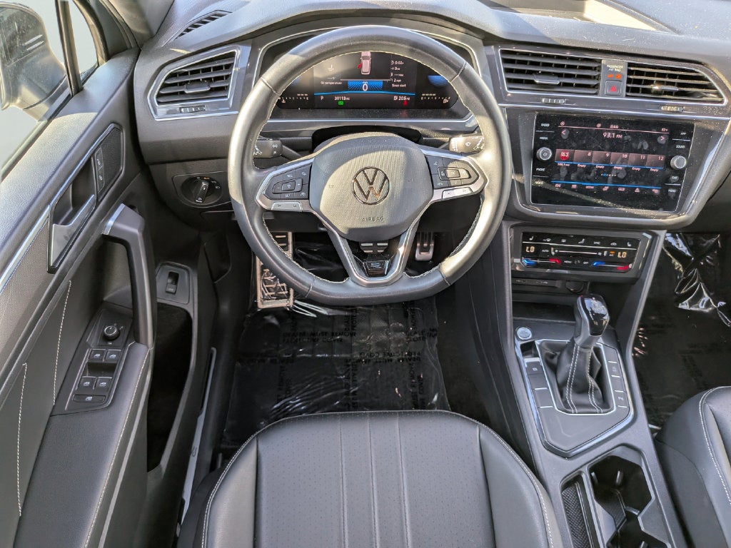 2023 Volkswagen Tiguan 2.0T SE R-Line Black