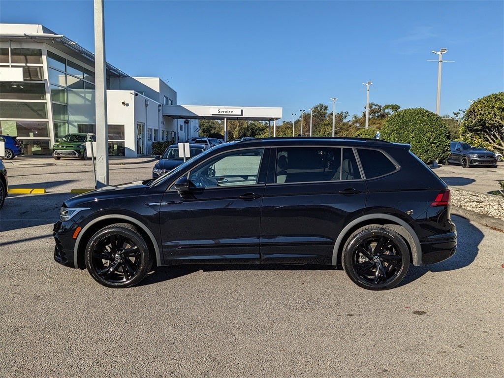 2023 Volkswagen Tiguan 2.0T SE R-Line Black