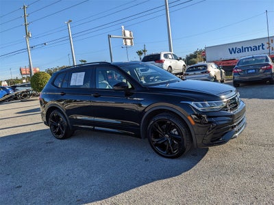2023 Volkswagen Tiguan 2.0T SE R-Line Black
