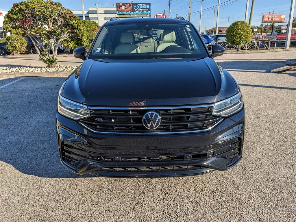 2023 Volkswagen Tiguan 2.0T SE R-Line Black