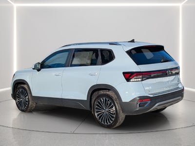2027 Volkswagen Taos 1.5T SE