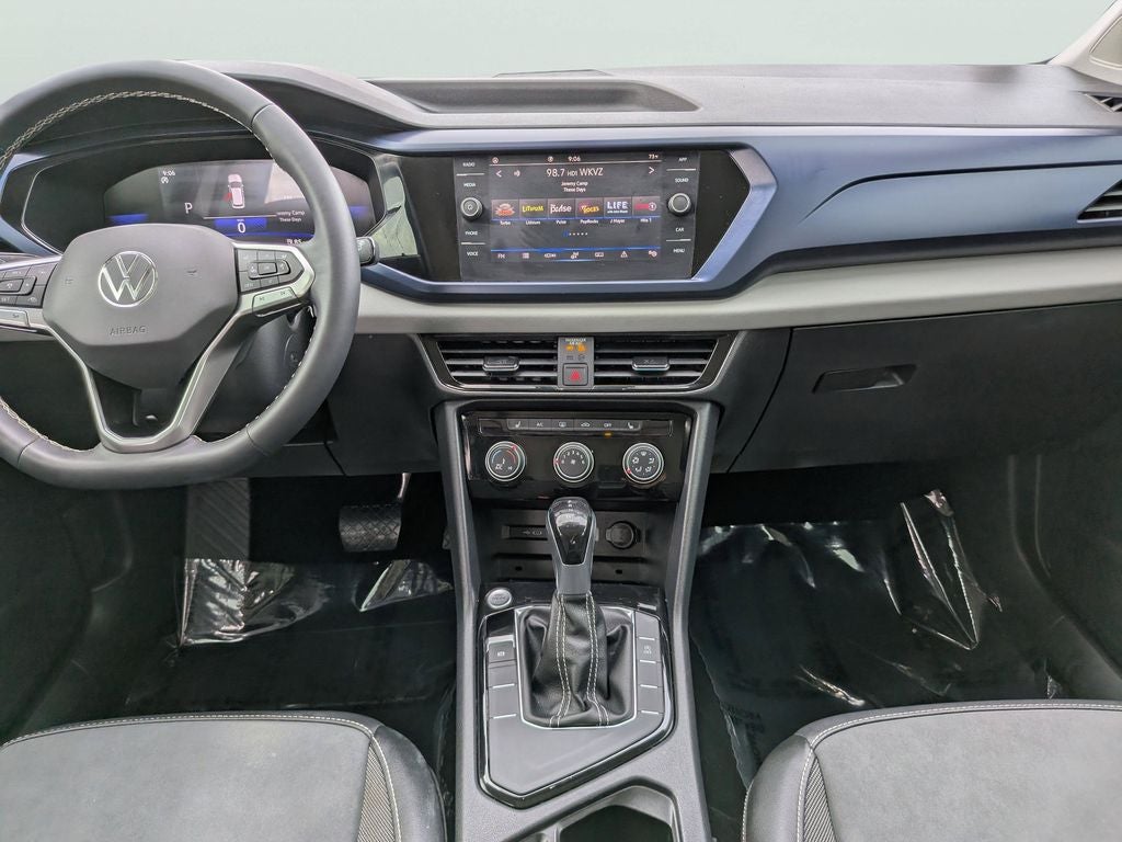 2023 Volkswagen Taos 1.5T SE