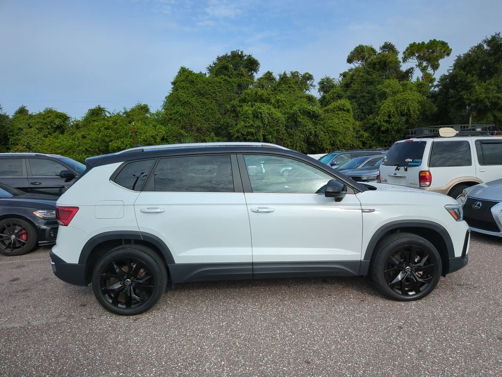 2023 Volkswagen Taos 1.5T SE