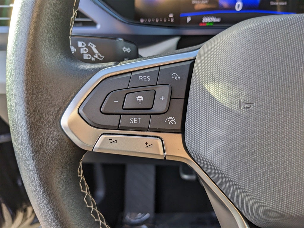 2023 Volkswagen Taos 1.5T SE