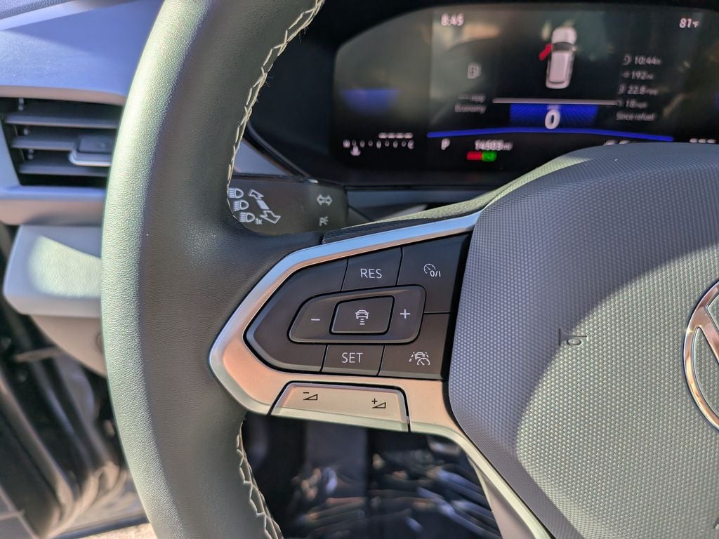 2023 Volkswagen Taos 1.5T SE