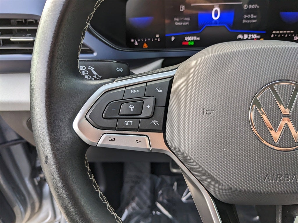 2023 Volkswagen Taos 1.5T SE