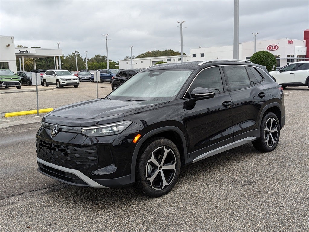 2025 Volkswagen Tiguan 2.0T SE