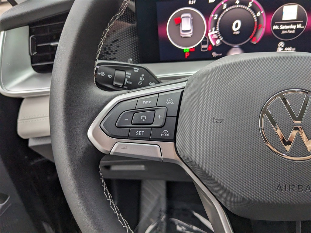 2025 Volkswagen Tiguan 2.0T SE