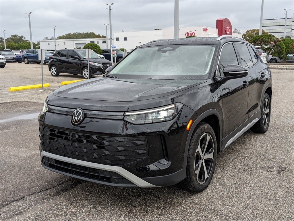 2025 Volkswagen Tiguan 2.0T SE